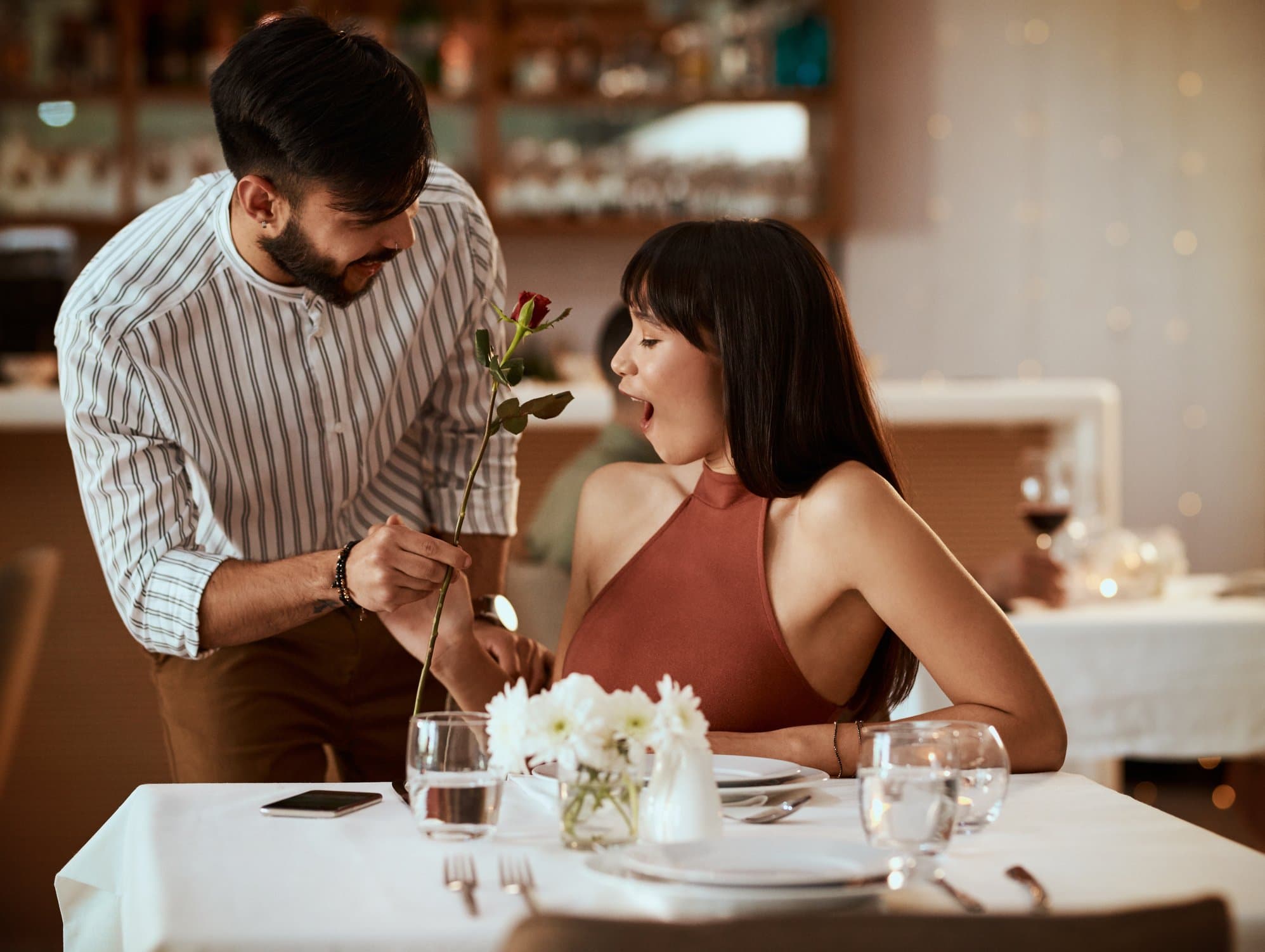8 hábitos de citas anticuados que debemos recuperar para una mejor vida amorosa