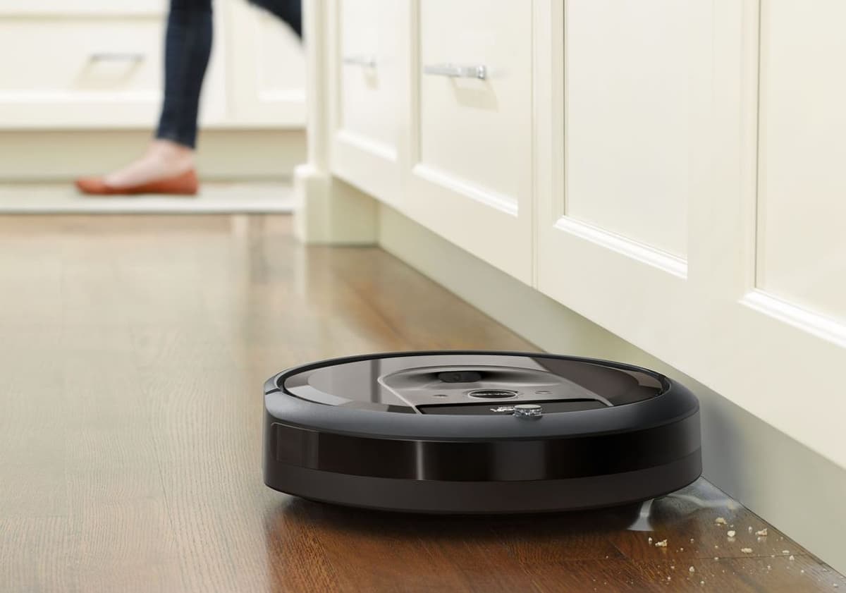 iRobot Roomba I7 | Los 6 mejores dispositivos domésticos inteligentes que el dinero puede comprar | bayas de cerebro