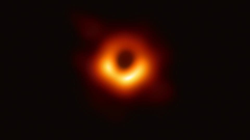 Descubierta la primera imagen de un agujero negro