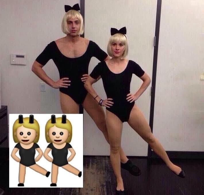 Traje Emoji |: 18 ideas de disfraces de Halloween de última hora | bayas de cerebro