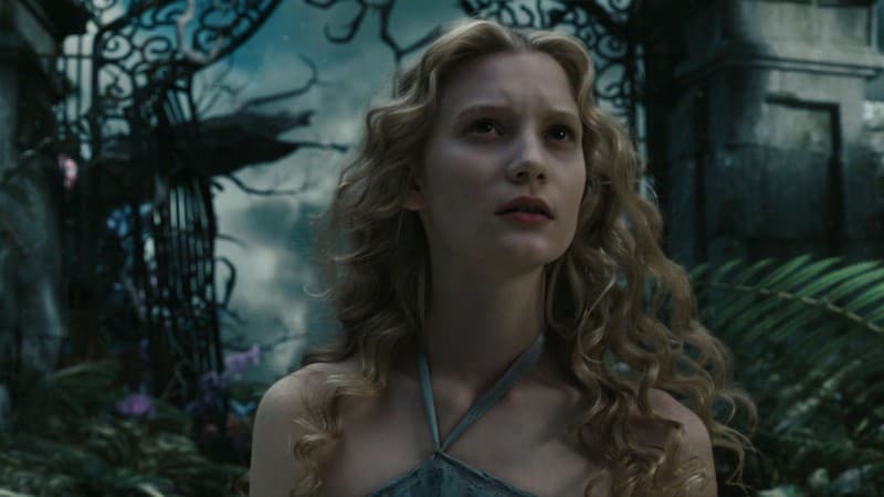 Alice en el país de los milagros | Los rediseños de acción de Disney Live de lo peor a lo mejor | Bayas cerebrales
