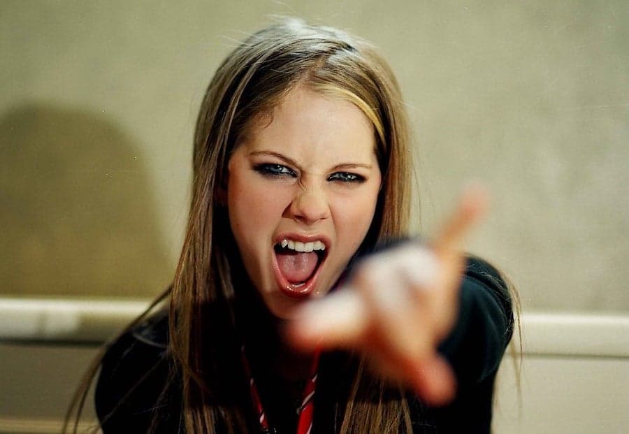 ¿Existe alguna verdad en las teorías de conspiración sobre la supuesta muerte de Avril Lavigne?