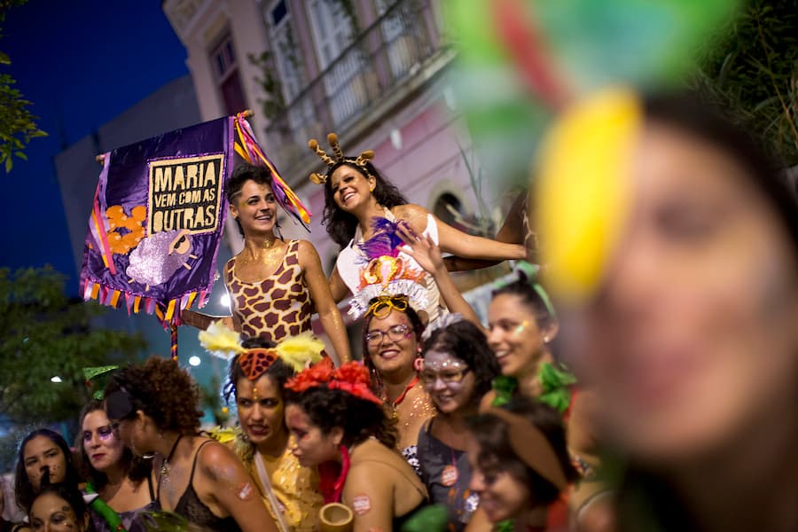 Brasil | 10 países que son más divertidos. | Bayas cerebrales