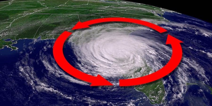 Seis sucesos asombrosos bajo tormentas de hechos