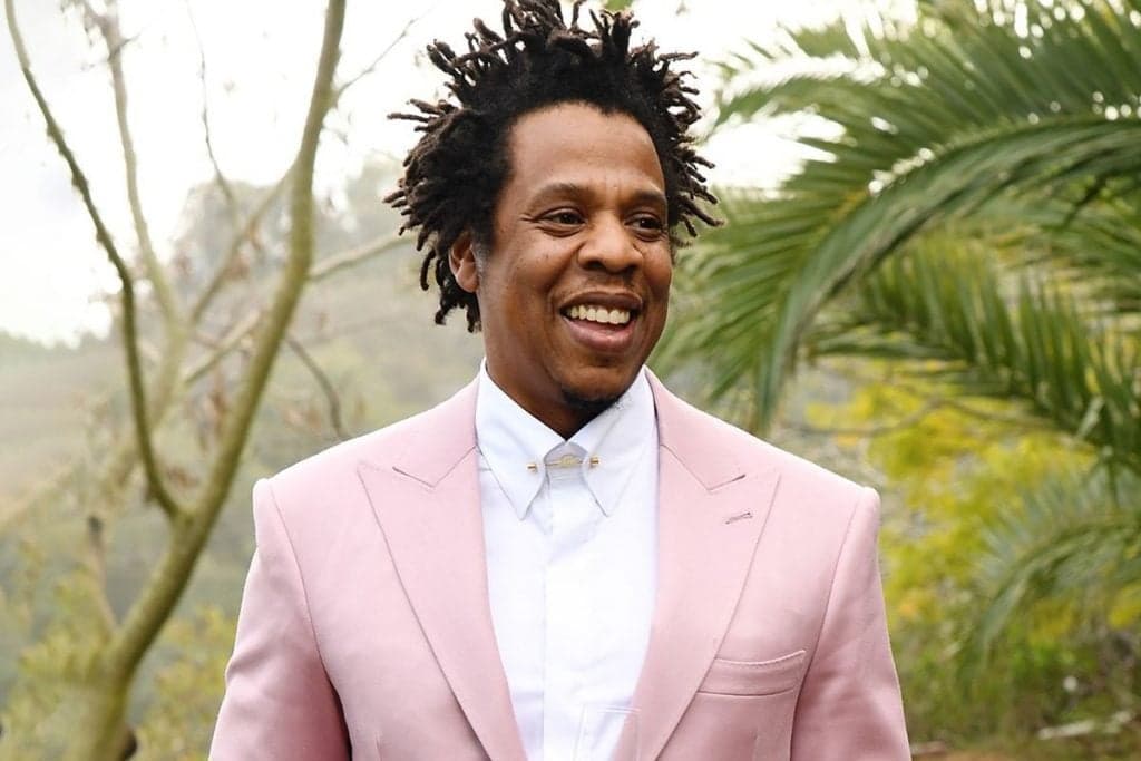 8 celebridades que provienen de familias humildes