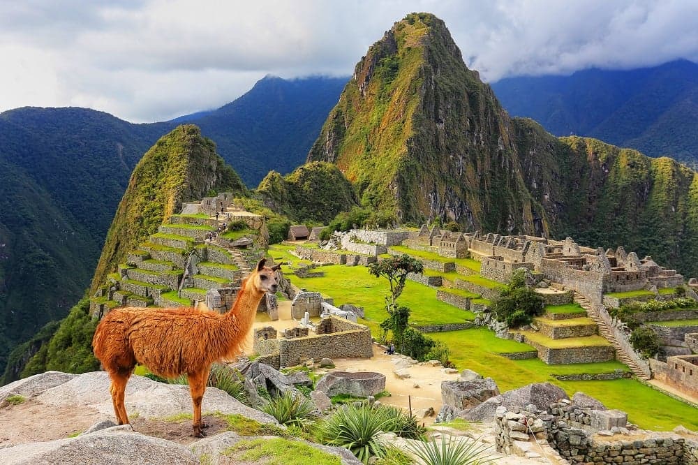 Renovación urbana: 8 ciudades contemporáneas edificadas en antiguas ruinas