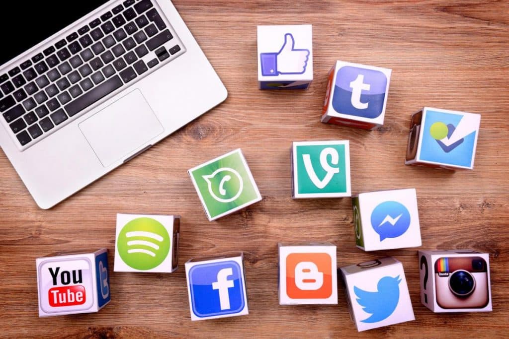 Redes sociales | 10 inventos que nos cuestionan en cuestión Brainboy
