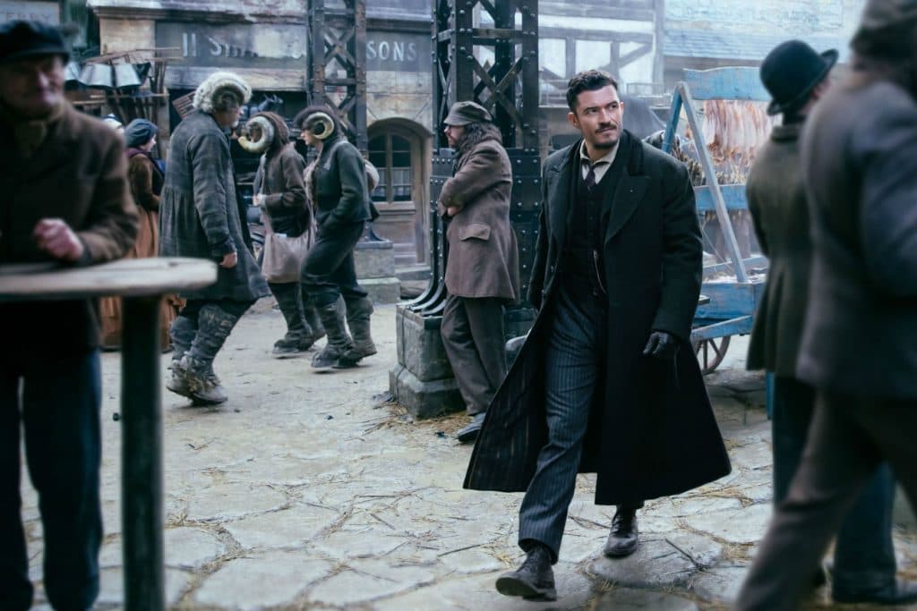 Orlando Bloom as Inspector Philo | 5 reasons to watch 'Carnival Row' | Brain Berries