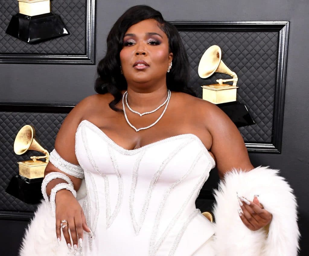 8 Curiosidades sobre la cantante Lizzo