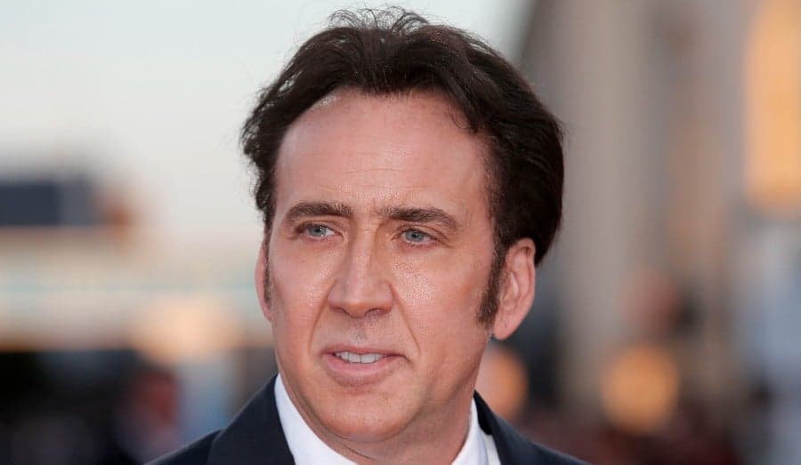 6 celebridades que tienen personalidades peculiares detrás de cámaras.