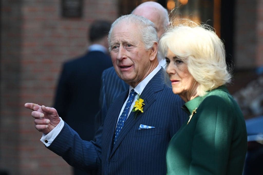 Detalles sorprendentes sobre Charles y la reina Camila que te harán exclamar "¡espera, ¿qué?!"