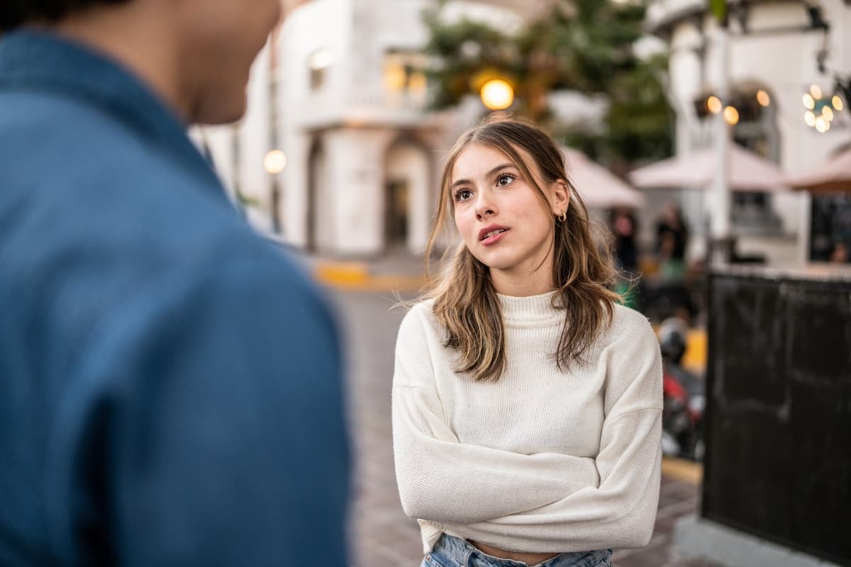 8 actitudes perjudiciales que debes evitar en una relación.