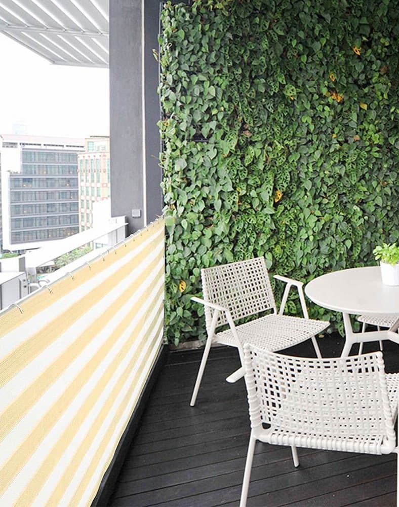Balcón con pantalla de privacidad #2 | 10 ideas acogedoras para balcones | su belleza