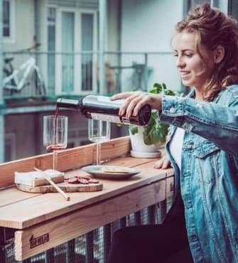Mesa elevada Balcón |: 10 ideas acogedoras para balcones | su belleza