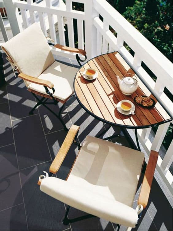 Mesa alta Balcón #2 | 10 ideas acogedoras para balcones | su belleza