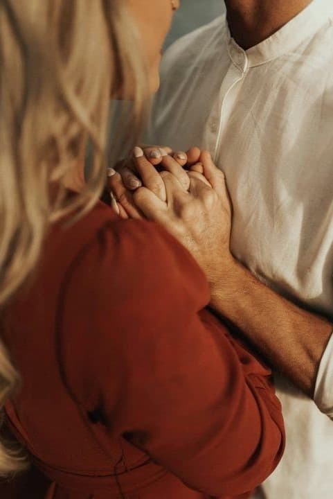Vulnerables el uno al otro 10 señales de que estás en una relación sana | su belleza