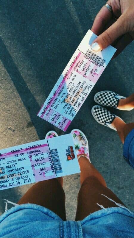 Consigue entradas para sus actividades favoritas 9 regalos que son mejores que las flores | su belleza