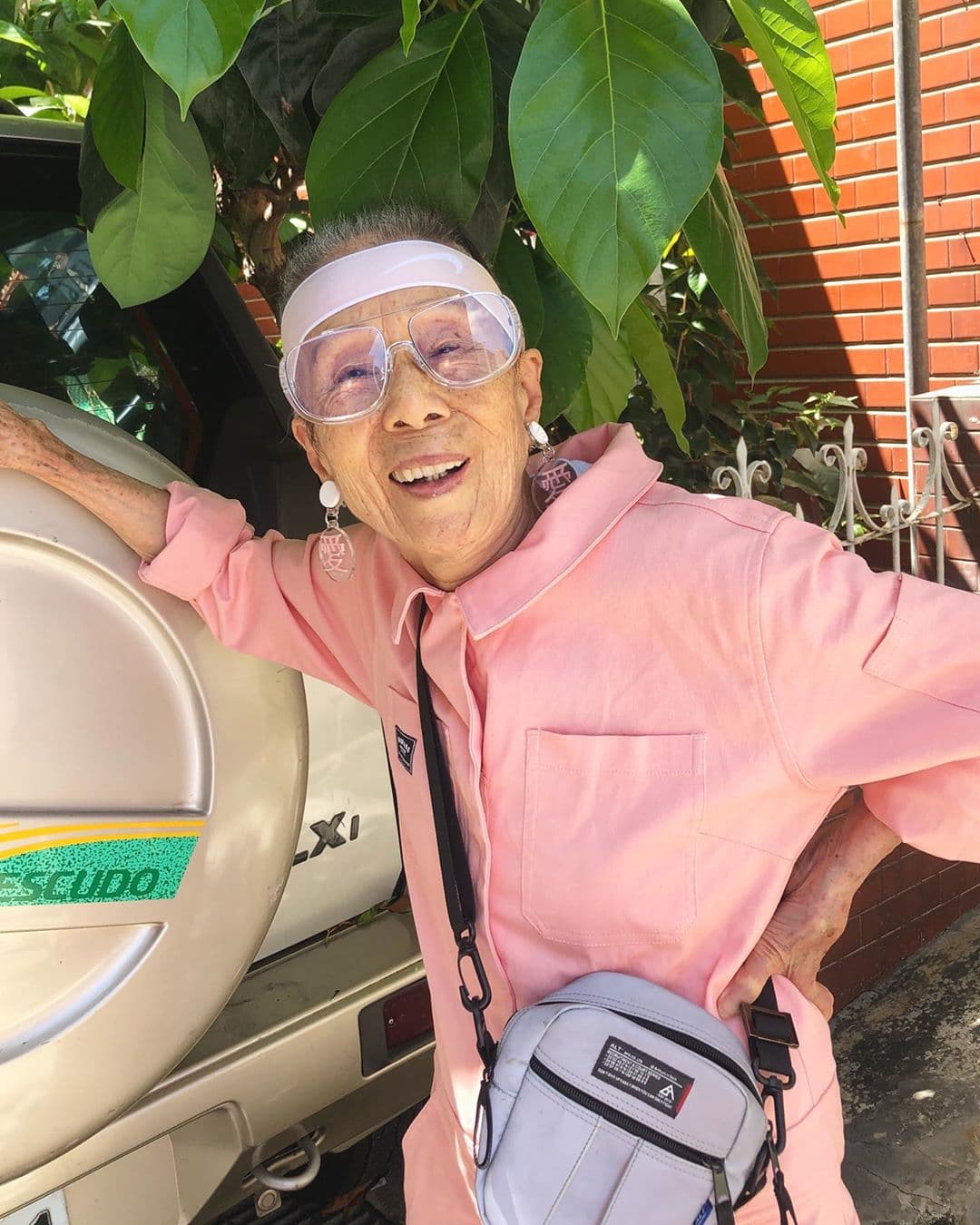 Moon Lin |: 12 mujeres mayores de 50 años ridículamente elegantes | su belleza