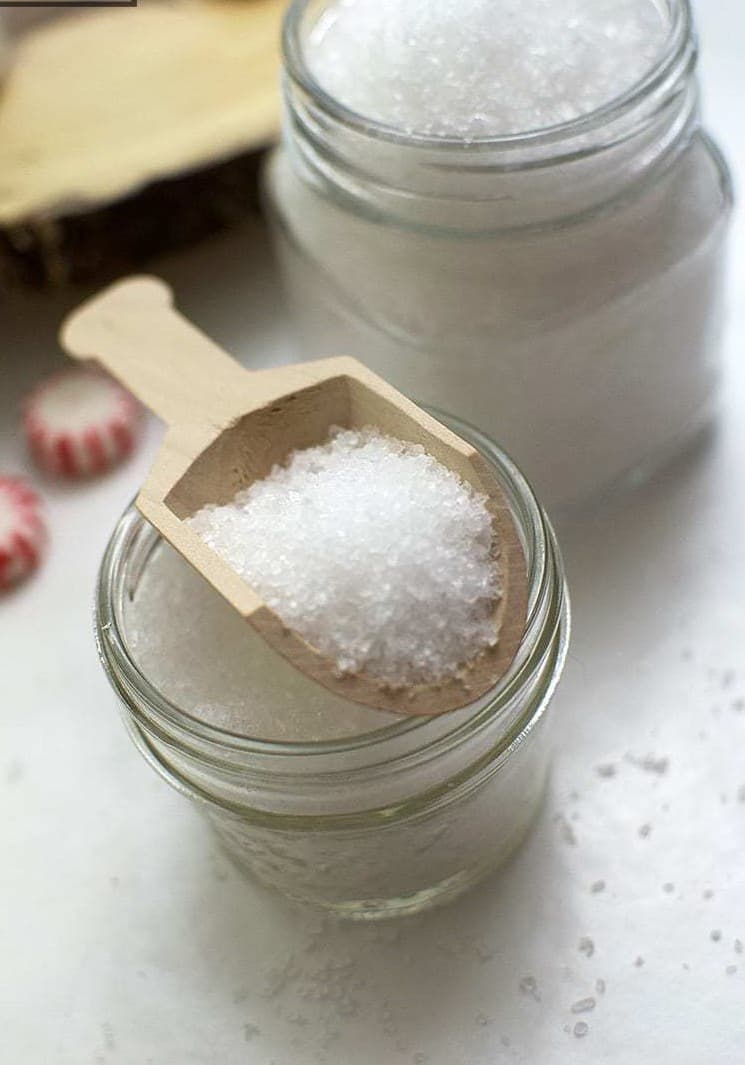 Exfoliante de sal de menta | 10 recetas caseras de exfoliantes con sal marina | su belleza