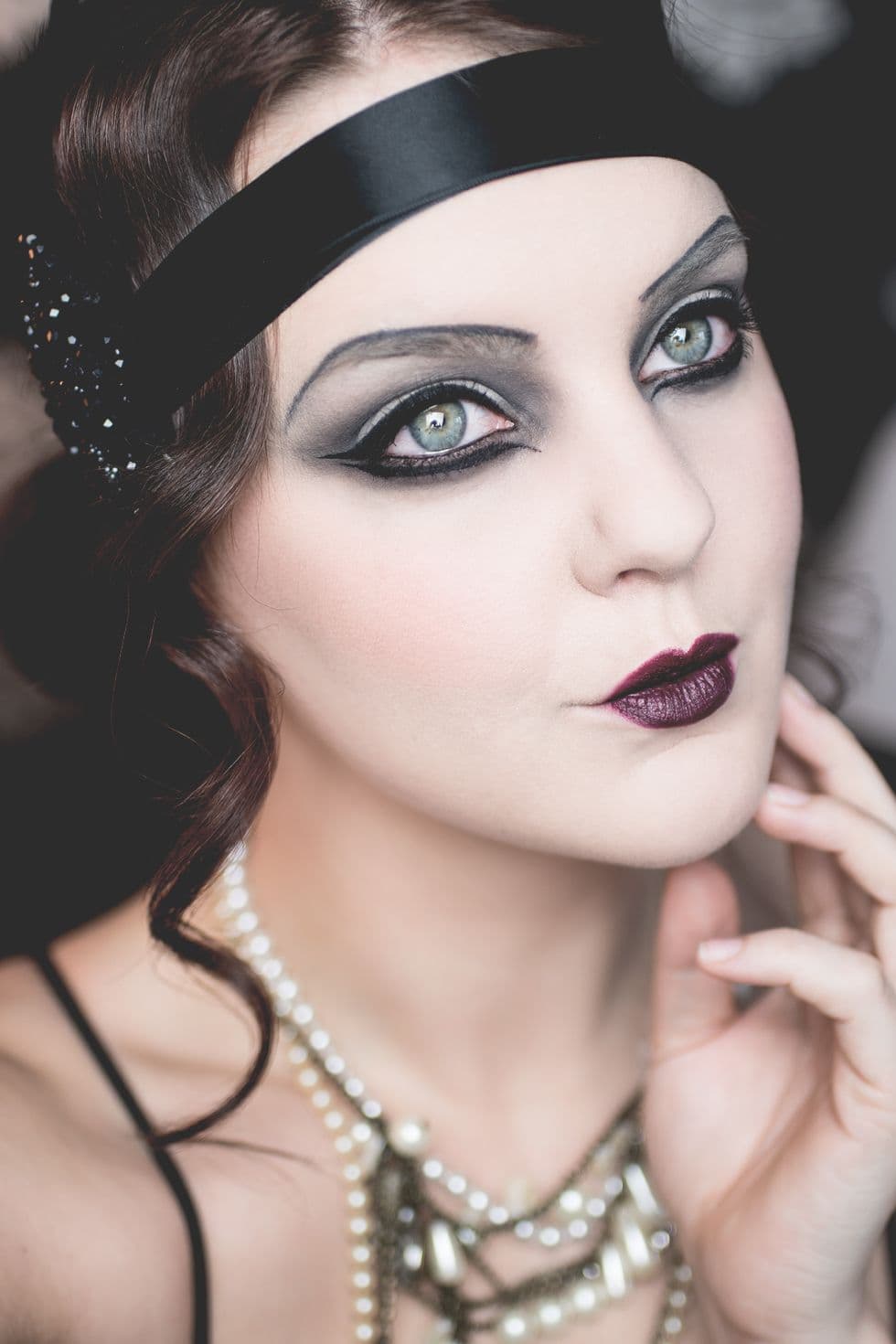 Locos años veinte |: 11 ideas de maquillaje de Halloween geniales y aterradoras para probar este año | Su belleza: