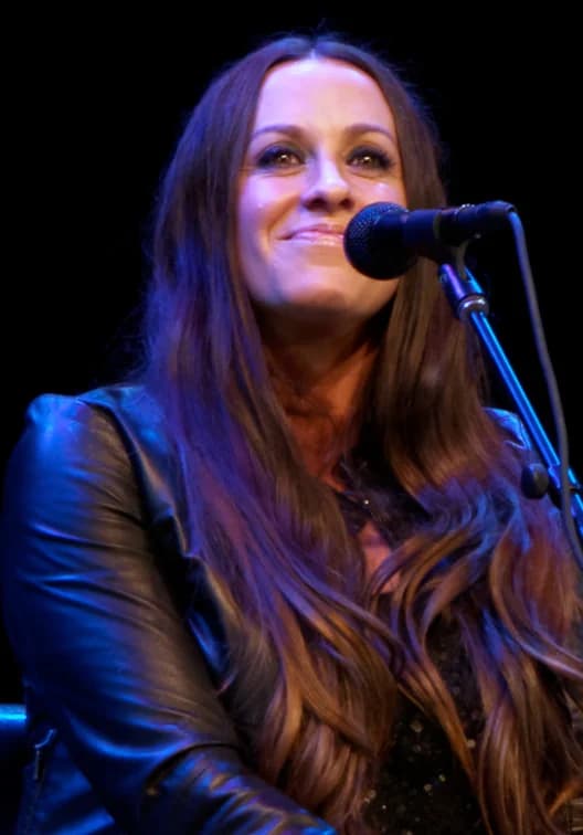 Alanis Morissette |: 15 datos interesantes sobre Katy Perry que nunca supiste | su belleza