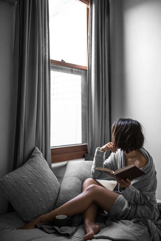 Cortinas más pesadas 9 trucos para mantenerse abrigado este otoño | su belleza