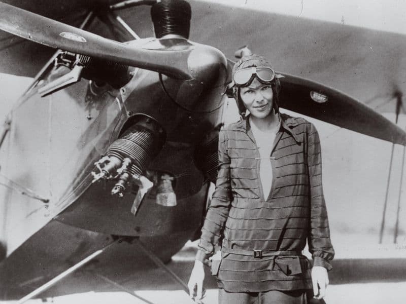 Amelia Earhart |: 10 mujeres más influyentes de la historia | su belleza