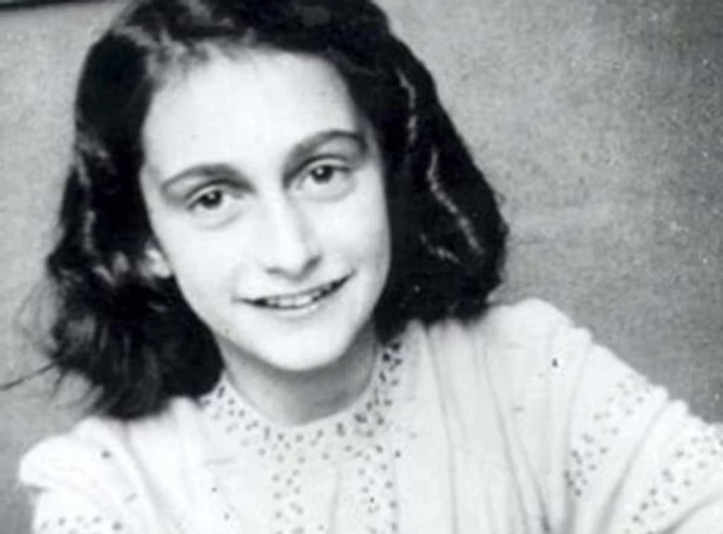 Ana Frank 10 mujeres más influyentes de la historia | su belleza