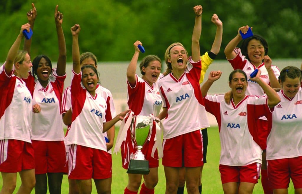 Doblarlo como Beckham | 12 películas definitivas sobre el poder femenino |: HerBeauty: