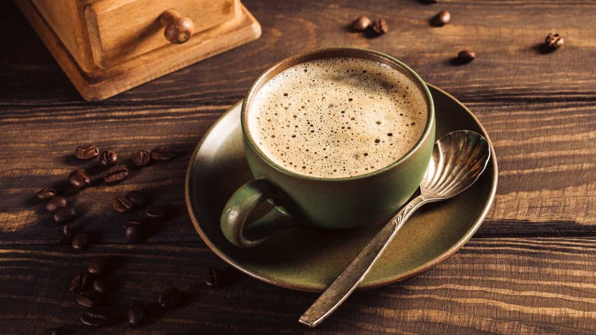 Café 7 alimentos que están arruinando tu piel | su belleza