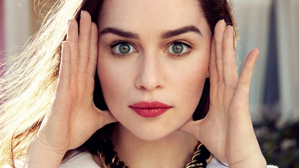 Tiene unos ojos hermosos 8 razones más para amar a Emilia Clarke | su belleza