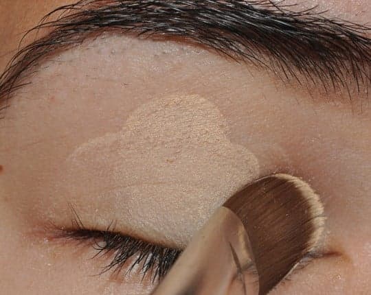Prebase para sombra de ojos |: Tutorial de ojos ahumados para principiantes | su belleza