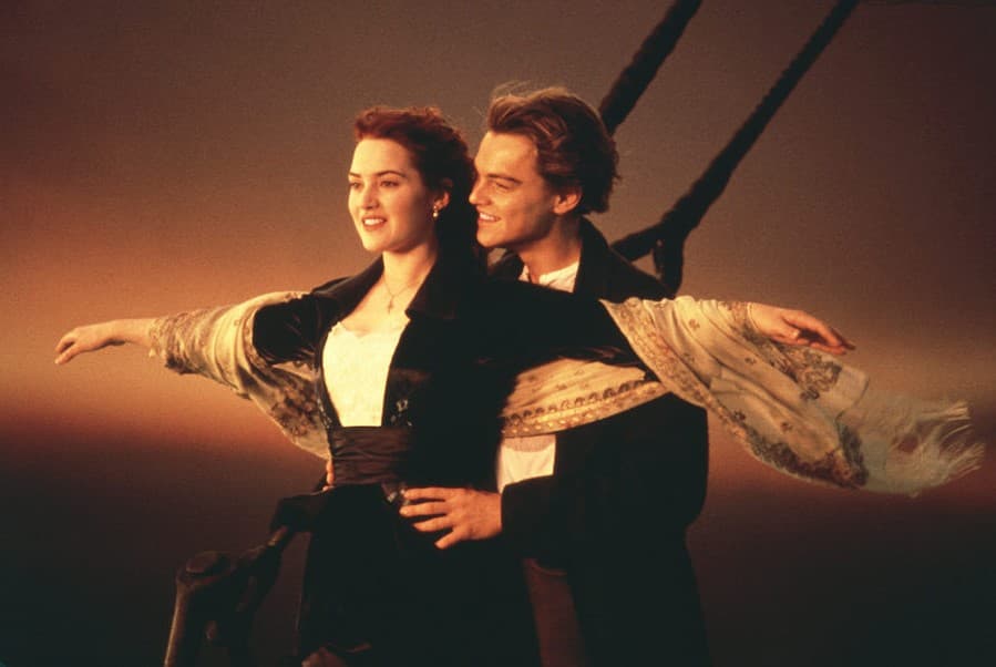 Jack y Rose - Titanic, 1997 |: 10 parejas de películas más trágicas | su belleza