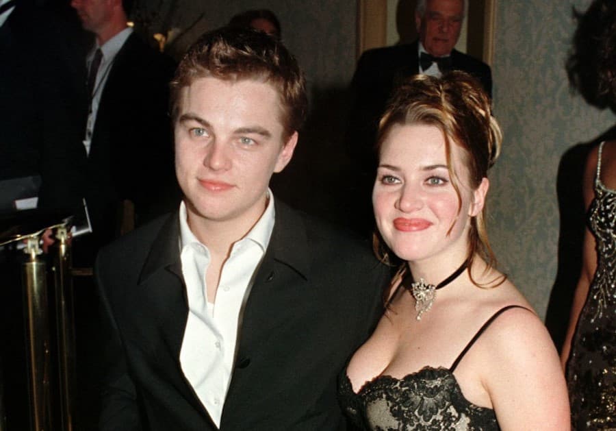 Globo de Oro 1998 |: Hermosa compañía. Kate Winslet y Leonardo DiCaprio |: Su belleza