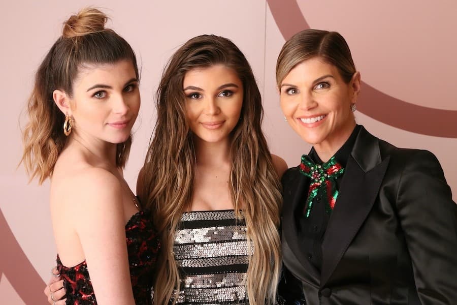 Niños de Lori Loughlin |: 8 hechos poco conocidos sobre Lori Laughlin | su belleza
