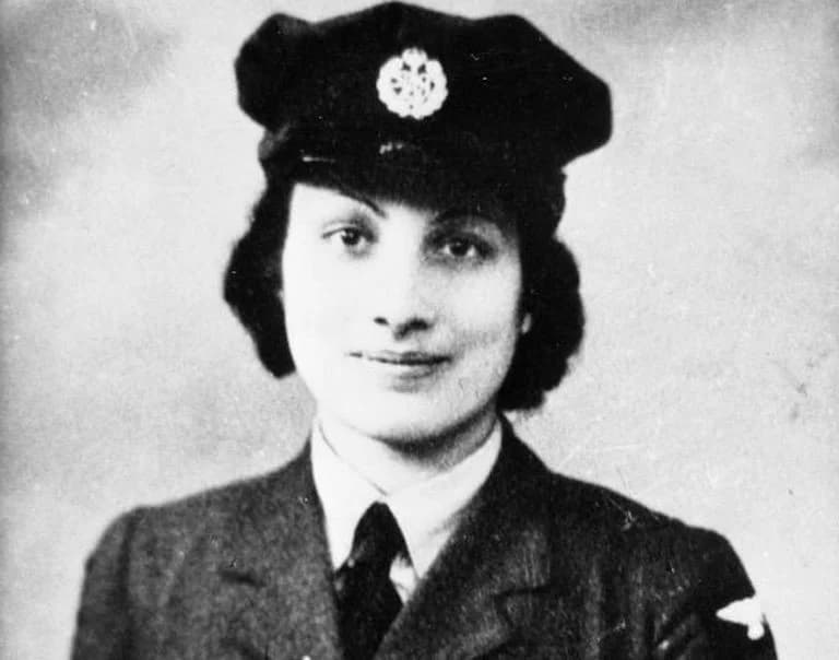 Noor Inayat Khan |: 10 de las espías más famosas del mundo Su Belleza