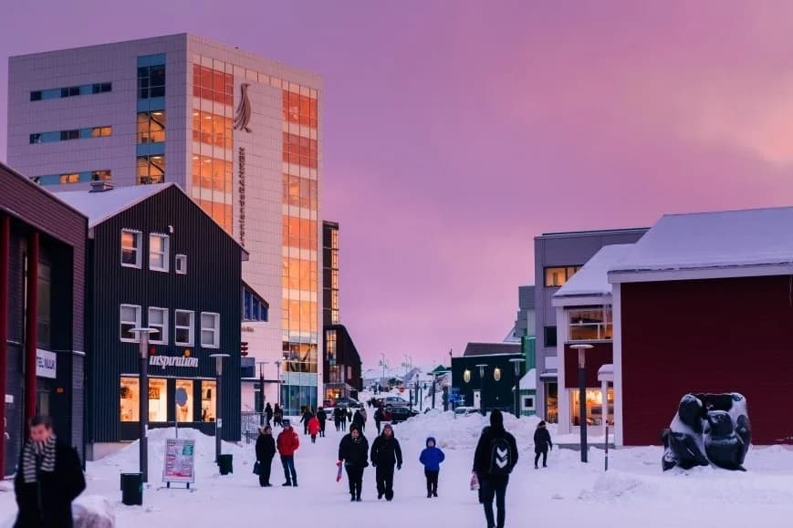 Nuuk, Groenlandia | 8 países de la Noche Blanca para visitar | su belleza