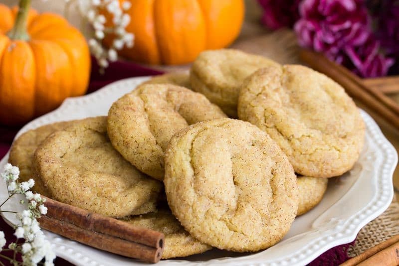 Snickerdoodles de calabaza | 15 ideas sencillas para galletas de Halloween | Su Belleza