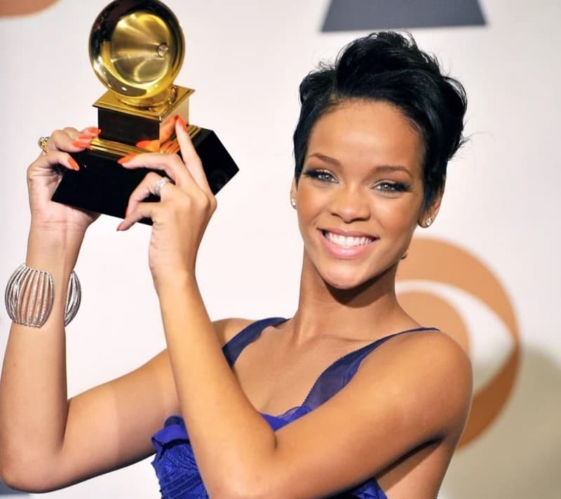 ¿Cuántos Grammy tiene Rihanna? |: 9 cosas que siempre quisiste saber sobre Rihanna | su belleza