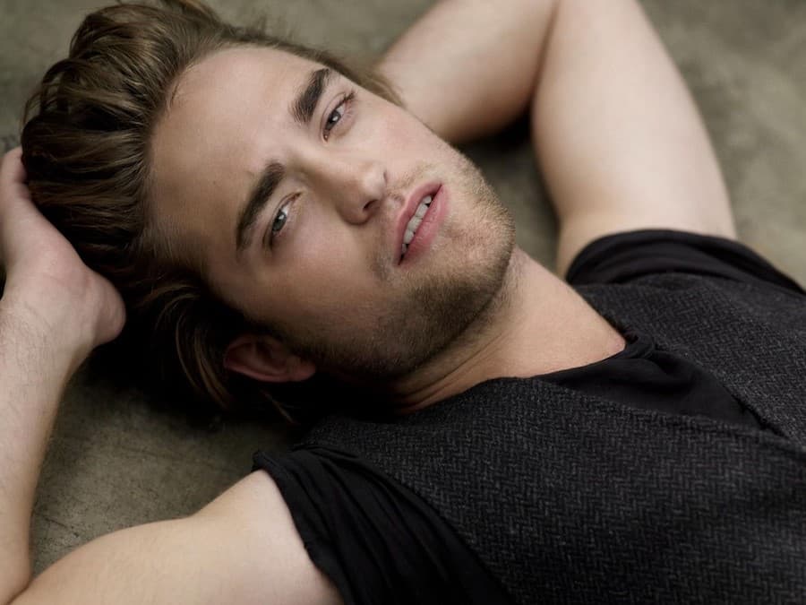 Es bastante inseguro 15 datos sorprendentes sobre Robert Pattinson Su belleza