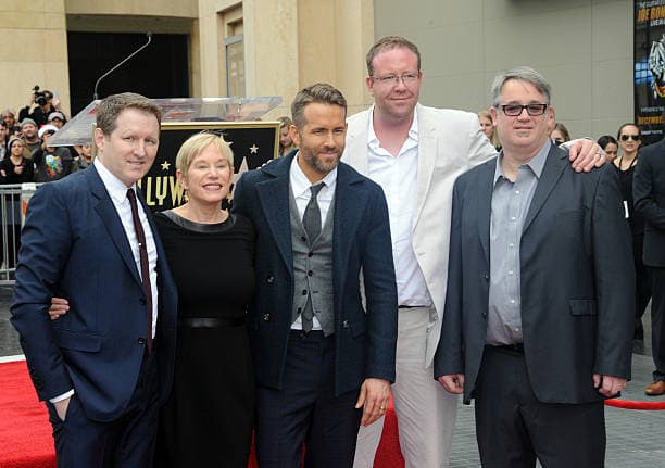 Sus hermanos | 10 cosas divertidas que debes saber sobre Ryan Reynolds | Su belleza: