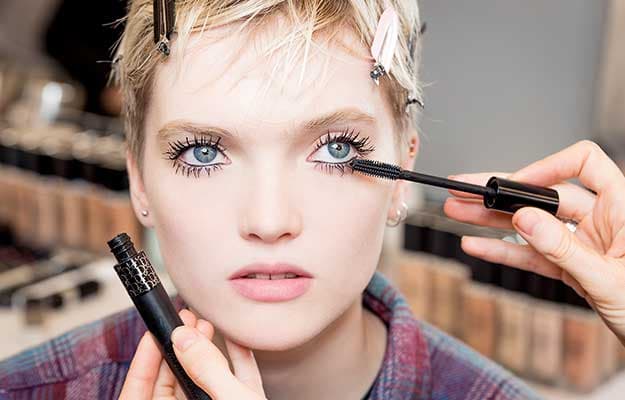 The Twiggy | 9 looks de maquillaje clásicos para lucir su belleza