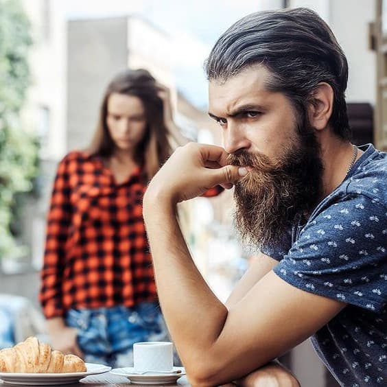 Te dicen que han cambiado. | 9 señales infalibles de que tu ex te quiere de vuelta | su belleza