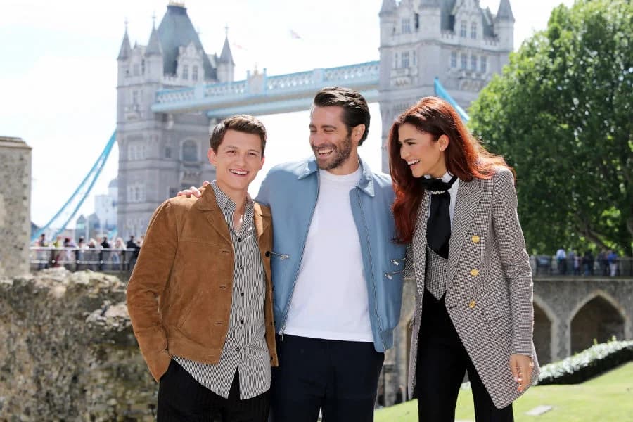 ¿De dónde es Tom Holland? |: 8 datos divertidos e interesantes sobre el mejor Spider-Man de Marvel, Tom Holland | su belleza