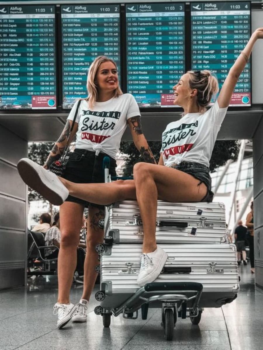 Demasiado cerca para estar cómodo 7 señales de que viajar con tu ser querido no es la mejor idea | su belleza