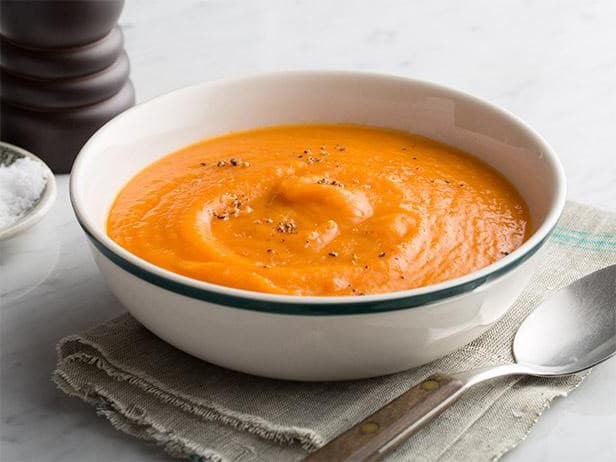 Sopa de calabaza |: 8 ideas de platos vegetarianos para la mesa de Acción de Gracias |: Su belleza