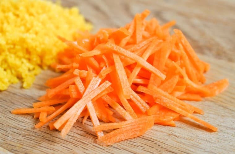 Agregue zanahorias a su dieta Los 7 mejores consejos para la dieta de verano (sopas de frutas, panqueques vegetales y bebidas desintoxicantes)