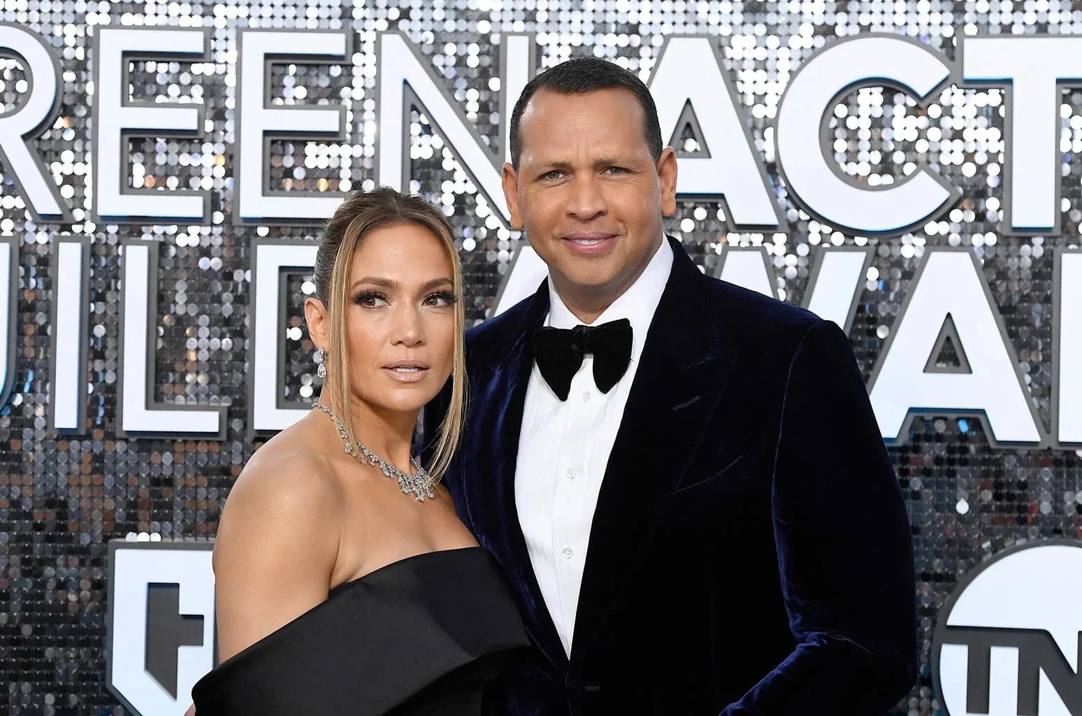 Los 9 escándalos de engaño más notorios de las celebridades.