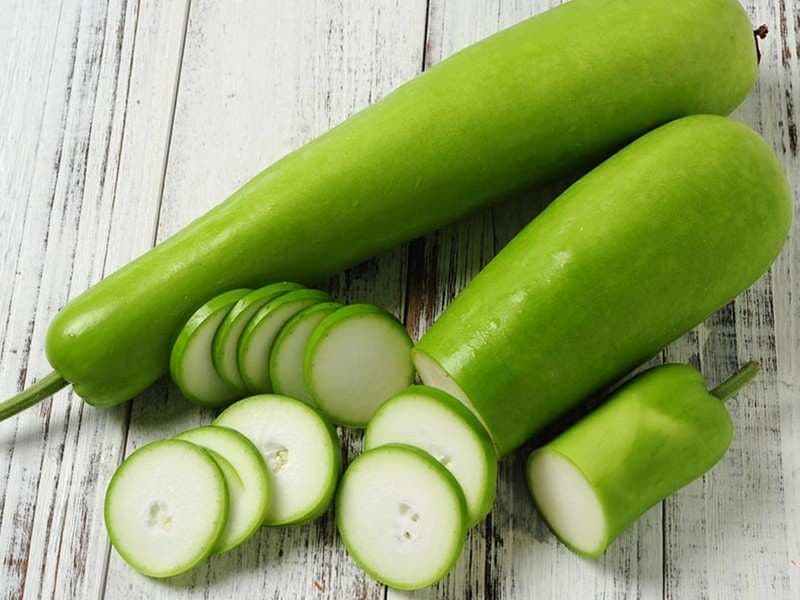 Lauki (calabaza de botella) |: 11 mejores alimentos para comer en la temporada de lluvias | su belleza