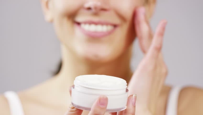 Pruebe la hidratación avanzada por la noche. |: 9 sencillos consejos para deshacerte de la piel seca rápidamente His Beauty